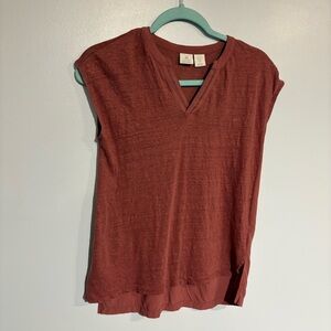 Catherine Malandrino linen top rayon back V neck